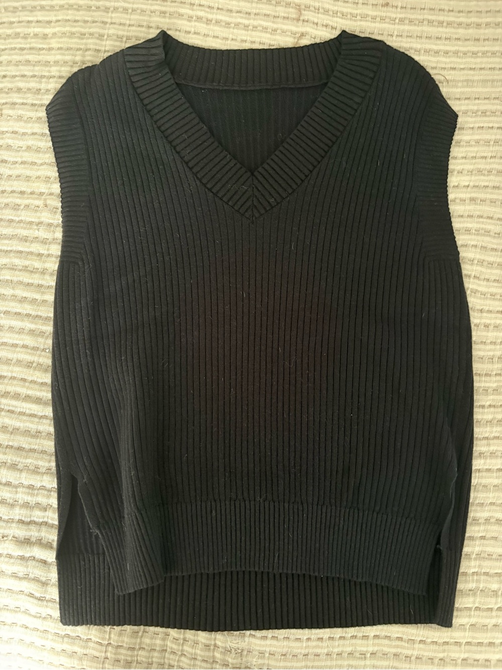 Black Ribbed V-Neck Women's Sweater Vest